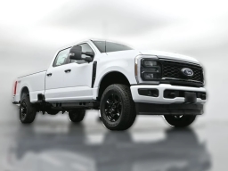 Ford Super Duty F-350 SRW XL 4WD Crew Cab 8' Box 2026