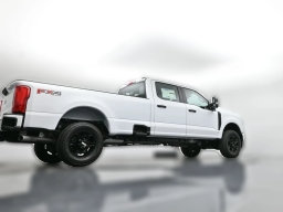 Ford Super Duty F-350 SRW XL 4WD Crew Cab 8' Box 2026