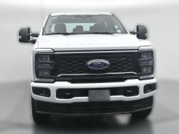 Ford Super Duty F-350 SRW XL 4WD Crew Cab 8' Box 2026