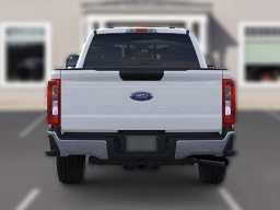 Ford Super Duty F-350 SRW XL 4WD Crew Cab 6.75' Box 2026