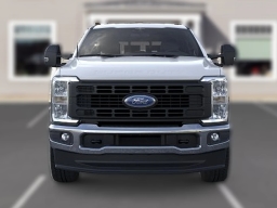 Ford Super Duty F-350 SRW XL 4WD Crew Cab 6.75' Box 2026