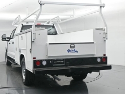 Ford Super Duty F-350 SRW XL 4WD Crew Cab 8' Box 2026