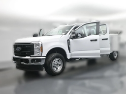 Ford Super Duty F-350 SRW XL 4WD Crew Cab 8' Box 2026