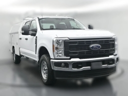 Ford Super Duty F-350 SRW XL 4WD Crew Cab 8' Box 2026