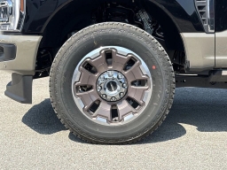 Ford Super Duty F-350 SRW King Ranch 4WD Crew Cab 8' Box 2026