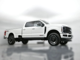 Ford Super Duty F-350 SRW Platinum 4WD Crew Cab 8' Box 2026