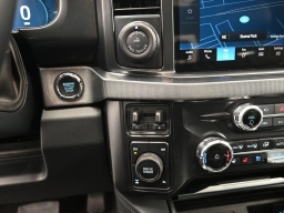 Ford Super Duty F-350 SRW Platinum 4WD Crew Cab 8' Box 2026