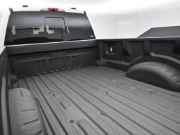 Ford Super Duty F-350 SRW Platinum 4WD Crew Cab 8' Box 2026