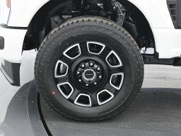 Ford Super Duty F-350 SRW Platinum 4WD Crew Cab 8' Box 2026