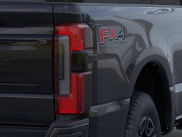 Ford Super Duty F-350 SRW Platinum 4WD Crew Cab 8' Box 2026