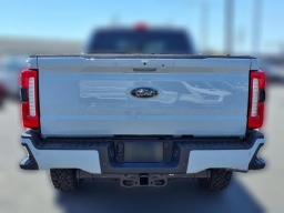 Ford Super Duty F-350 SRW LARIAT 4WD Crew Cab 6.75' Box 2025