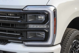 Ford Super Duty F-350 SRW Platinum 4WD Crew Cab 8' Box 2026