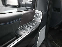 Ford Super Duty F-350 SRW Platinum 4WD Crew Cab 6.75' Box 2026