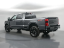 Ford Super Duty F-350 SRW Platinum 4WD Crew Cab 6.75' Box 2026