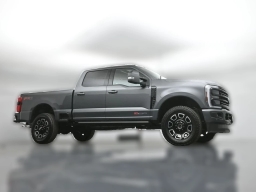 Ford Super Duty F-350 SRW Platinum 4WD Crew Cab 6.75' Box 2026