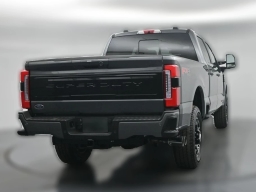 Ford Super Duty F-350 SRW Platinum 4WD Crew Cab 6.75' Box 2026