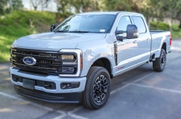 Ford Super Duty F-350 SRW Platinum 4WD Crew Cab 6.75' Box 2026