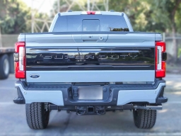 Ford Super Duty F-350 SRW Platinum 4WD Crew Cab 6.75' Box 2026