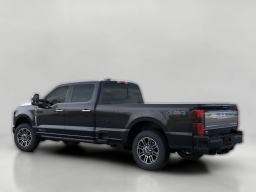 Ford Super Duty F-350 SRW Platinum 4WD Crew Cab 8' Box 2026