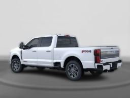 Ford Super Duty F-350 SRW Platinum 4WD Crew Cab 6.75' Box 2025