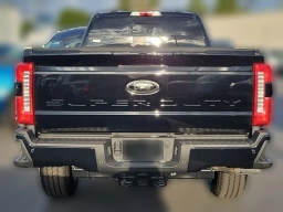 Ford Super Duty F-350 SRW LARIAT 4WD Crew Cab 8' Box 2026