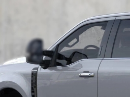 Ford Super Duty F-350 SRW Platinum 4WD Crew Cab 8' Box 2026