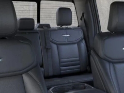 Ford Super Duty F-350 SRW Platinum 4WD Crew Cab 8' Box 2026