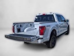 Ford Super Duty F-350 SRW Platinum 4WD Crew Cab 8' Box 2026