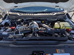 Ford Super Duty F-350 SRW Platinum 4WD Crew Cab 8' Box 2026