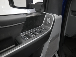 Ford Super Duty F-350 SRW XLT 4WD Crew Cab 8' Box 2026