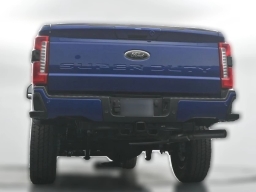 Ford Super Duty F-350 SRW XLT 4WD Crew Cab 8' Box 2026