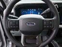 Ford Super Duty F-350 SRW XLT 4WD Crew Cab 8' Box 2026