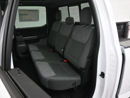 Ford Super Duty F-350 SRW XLT 4WD Crew Cab 8' Box 2026