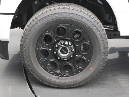 Ford Super Duty F-350 SRW XLT 4WD Crew Cab 8' Box 2026