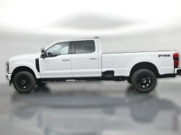 Ford Super Duty F-350 SRW XLT 4WD Crew Cab 8' Box 2026