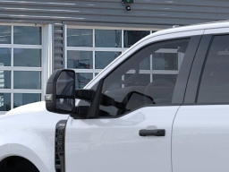 Ford Super Duty F-350 SRW XL 4WD Crew Cab 8' Box 2026