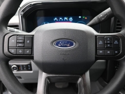 Ford Super Duty F-350 SRW XLT 4WD Crew Cab 8' Box 2026