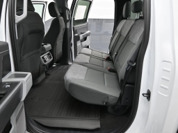 Ford Super Duty F-350 SRW XLT 4WD Crew Cab 8' Box 2026