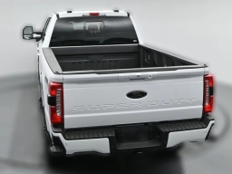 Ford Super Duty F-350 SRW XLT 4WD Crew Cab 8' Box 2026