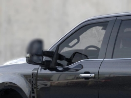 Ford Super Duty F-350 SRW Platinum 4WD Crew Cab 8' Box 2026