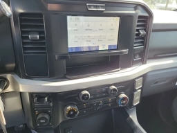 Ford Super Duty F-350 SRW XLT 4WD Crew Cab 8' Box 2026