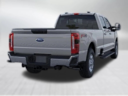 Ford Super Duty F-350 SRW XLT 4WD Crew Cab 8' Box 2026