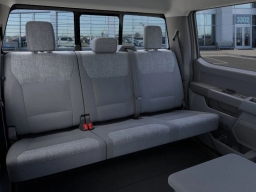 Ford Super Duty F-350 SRW XLT 4WD Crew Cab 8' Box 2026