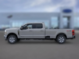 Ford Super Duty F-350 SRW XLT 4WD Crew Cab 8' Box 2026