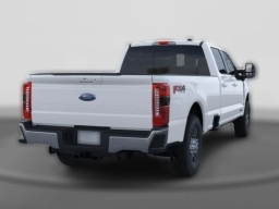 Ford Super Duty F-350 SRW LARIAT 4WD Crew Cab 8' Box 2026
