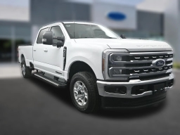 Ford Super Duty F-350 SRW XLT 4WD Crew Cab 8' Box 2026