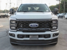 Ford Super Duty F-350 SRW XL 4WD Crew Cab 6.75' Box 2026