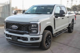 Ford Super Duty F-350 SRW XL 4WD Crew Cab 6.75' Box 2026