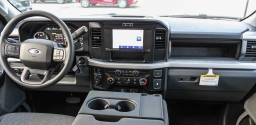 Ford Super Duty F-350 SRW XL 4WD Crew Cab 6.75' Box 2026