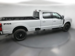 Ford Super Duty F-350 SRW XLT 4WD Crew Cab 8' Box 2026